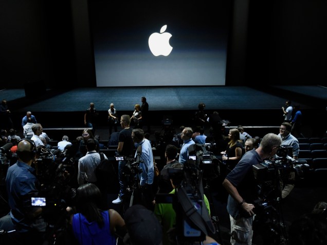 Membros da imprensa se preparam para o evento realizado pela Apple em São Francisco, California. Um dos anúncios mais esperados é o do iPhone 6s e o 6s Plus