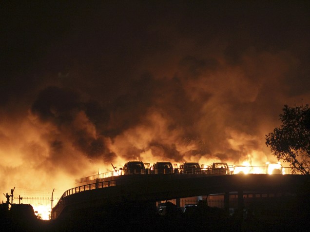 Uma explosão de grandes dimensões ocorreu nesta quarta-feira (12), na cidade chinesa de Tianjin