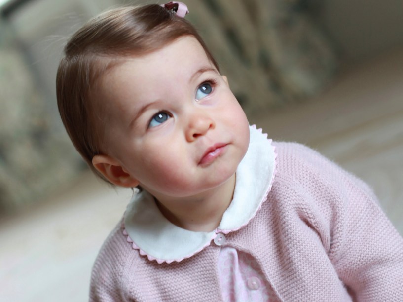 Família real britânica divulga fotos da princesa Charlotte feitas por sua mãe Kate Middleton, a duquesa de Cambridge - 01/05/2016