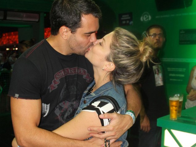 Bárbara Borges e o marido, Pedro Delfino, durante o Rock in Rio 2015
