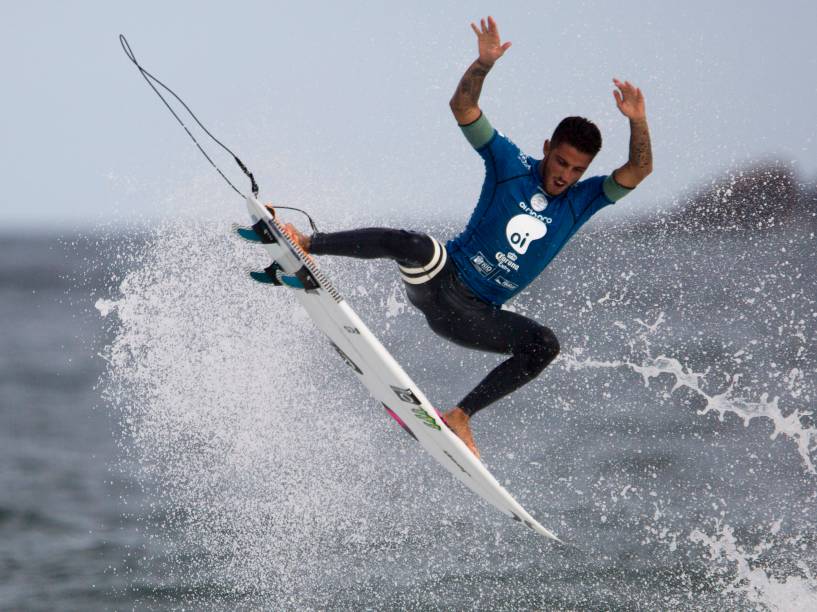 Filipe Toledo durante a terceira etapa do Rio Pro 2015, o brasileiro já está qualificado para a próxima etapa da competição