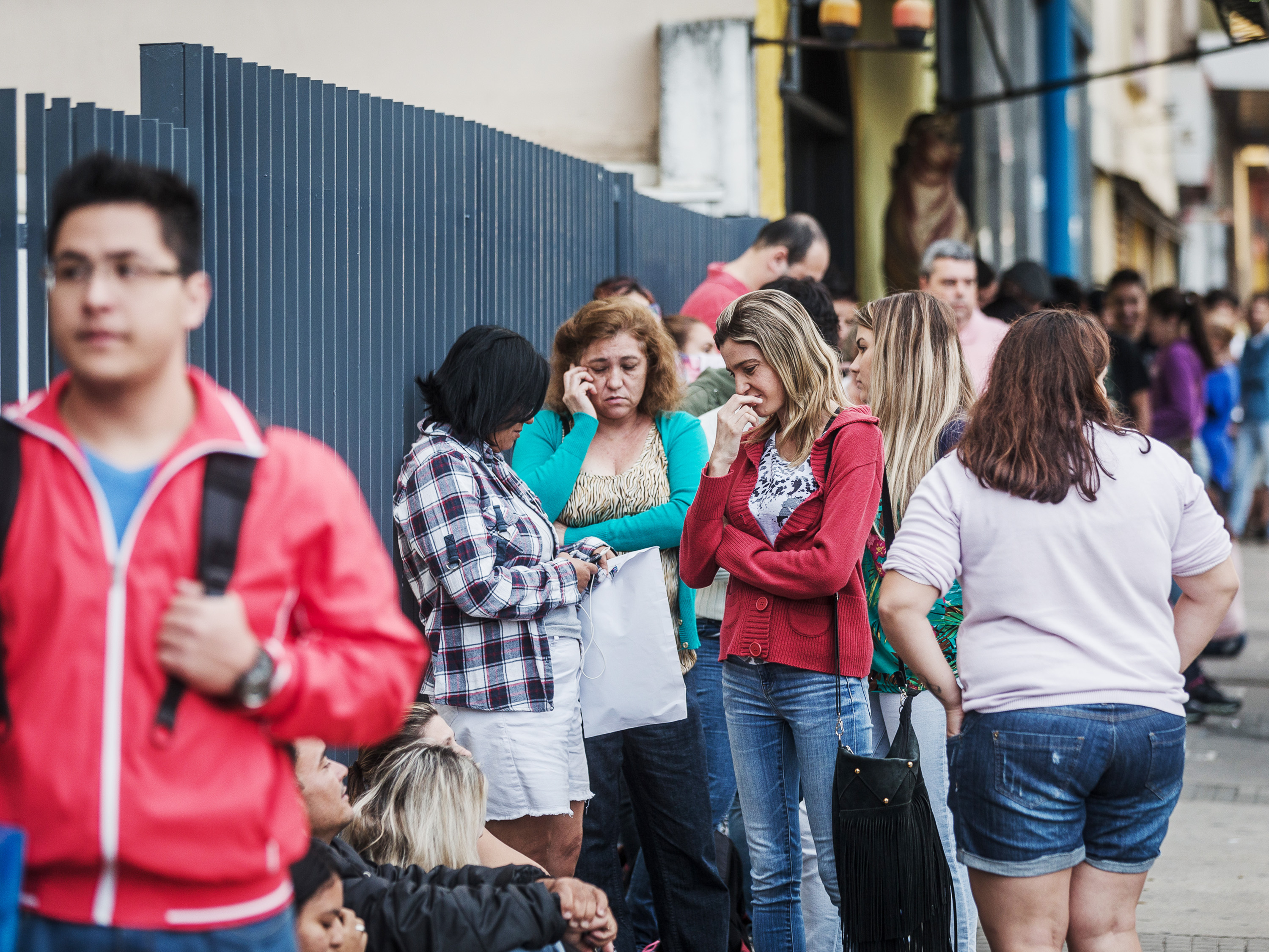 Estudantes em fila