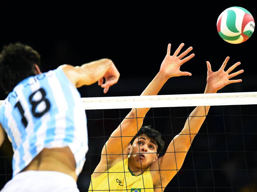 Brasil x Argentina no vôlei no último dia de Jogos Pan-Americanos