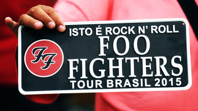 A banda Foo Fighters vem ao Brasil pela terceira vez e se apresenta na turnê do disco Sonic Highways