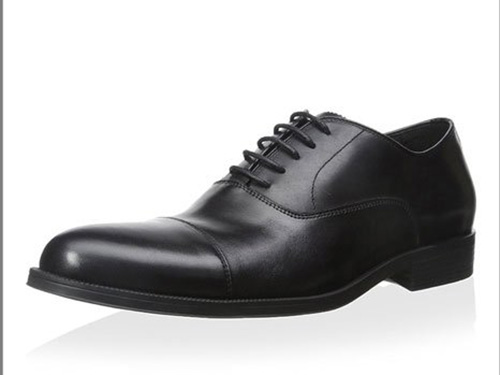 Nova marca de roupas da Amazon. Sapato modelo Franklin & Freeman