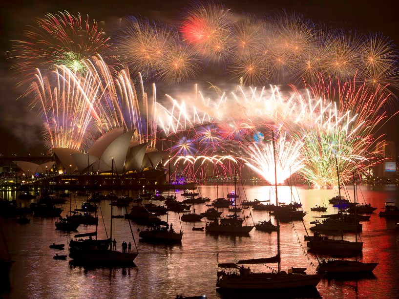 Australianos saudaram 2015 com queima de fogos na Ponte da Baía de Sydney
