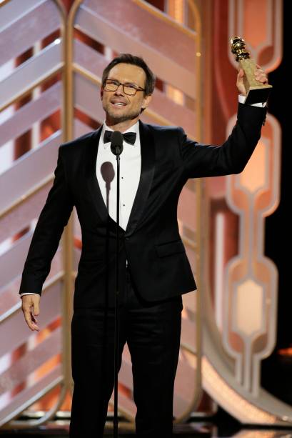 Christian Slater recebe prêmio por Mr. robot