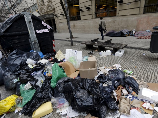 Greve geral na Argentina suspende voos, transportes e coleta de lixo