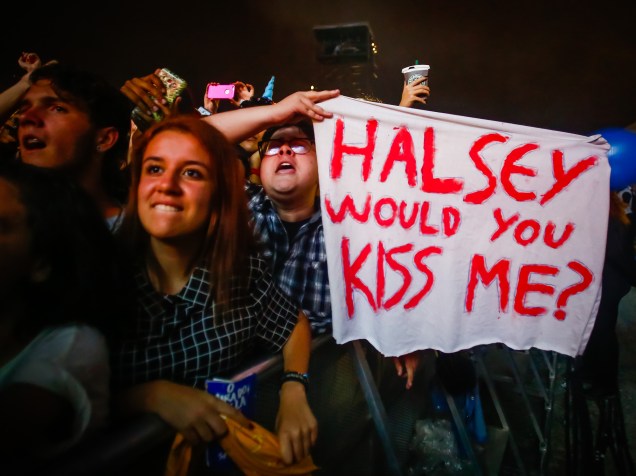 Apresentação de Halsey no Lollapalloza 2016