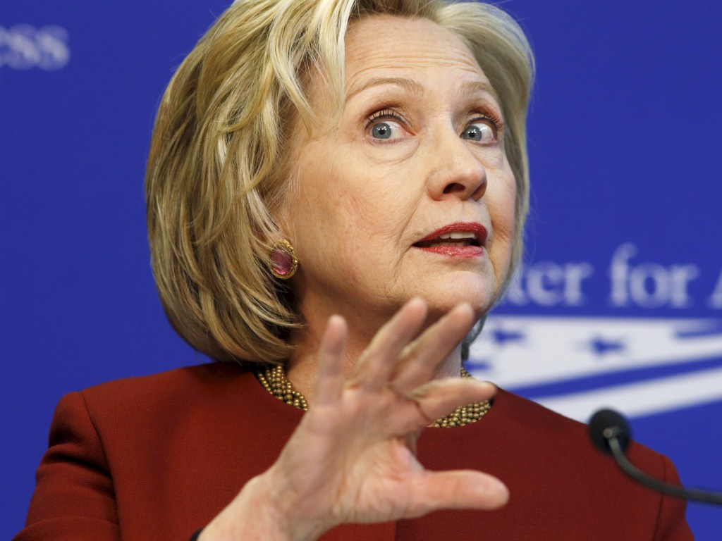 A ex-primeira-dama Hillary Clinton anunciou no domingo (12) sua candidatura à presidência americana - 12/04/2015