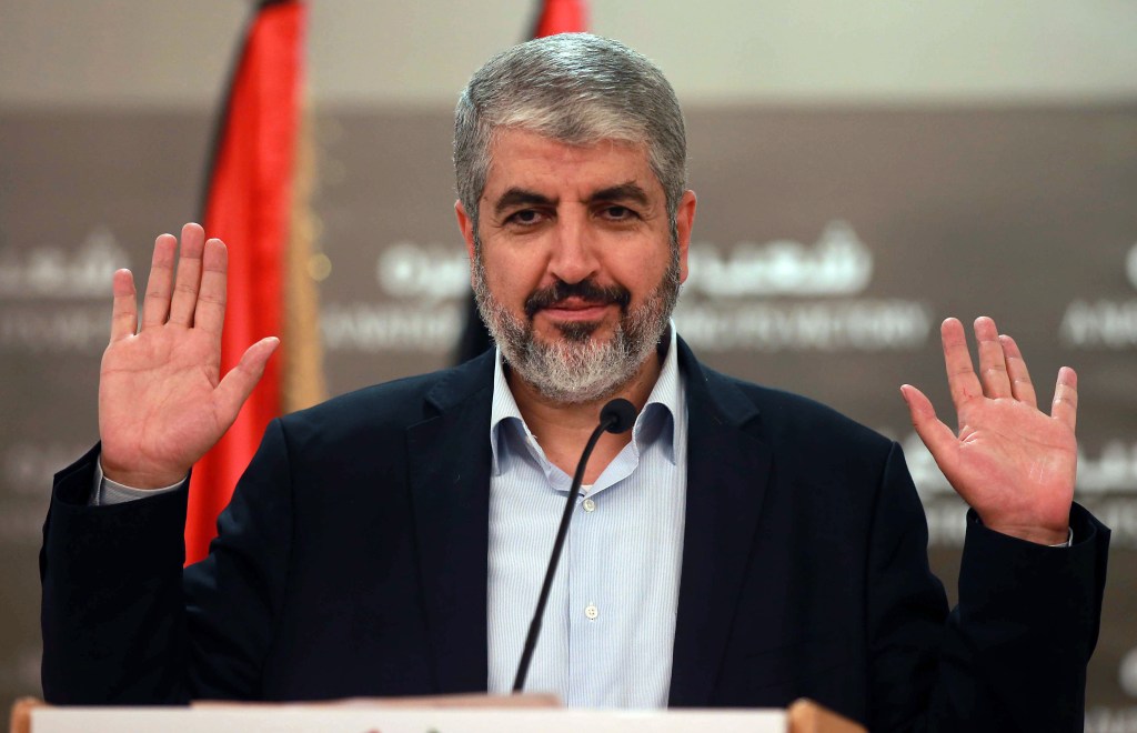 O líder do Hamas, Khaled Meshaal, durante conferência na capital do Qatar, Dohaonde vive no exílio. Meshaal rejeitou hoje (28) qualquer tentativa de desarmar o movimento islâmico palestino em Gaza como exigido por Israel