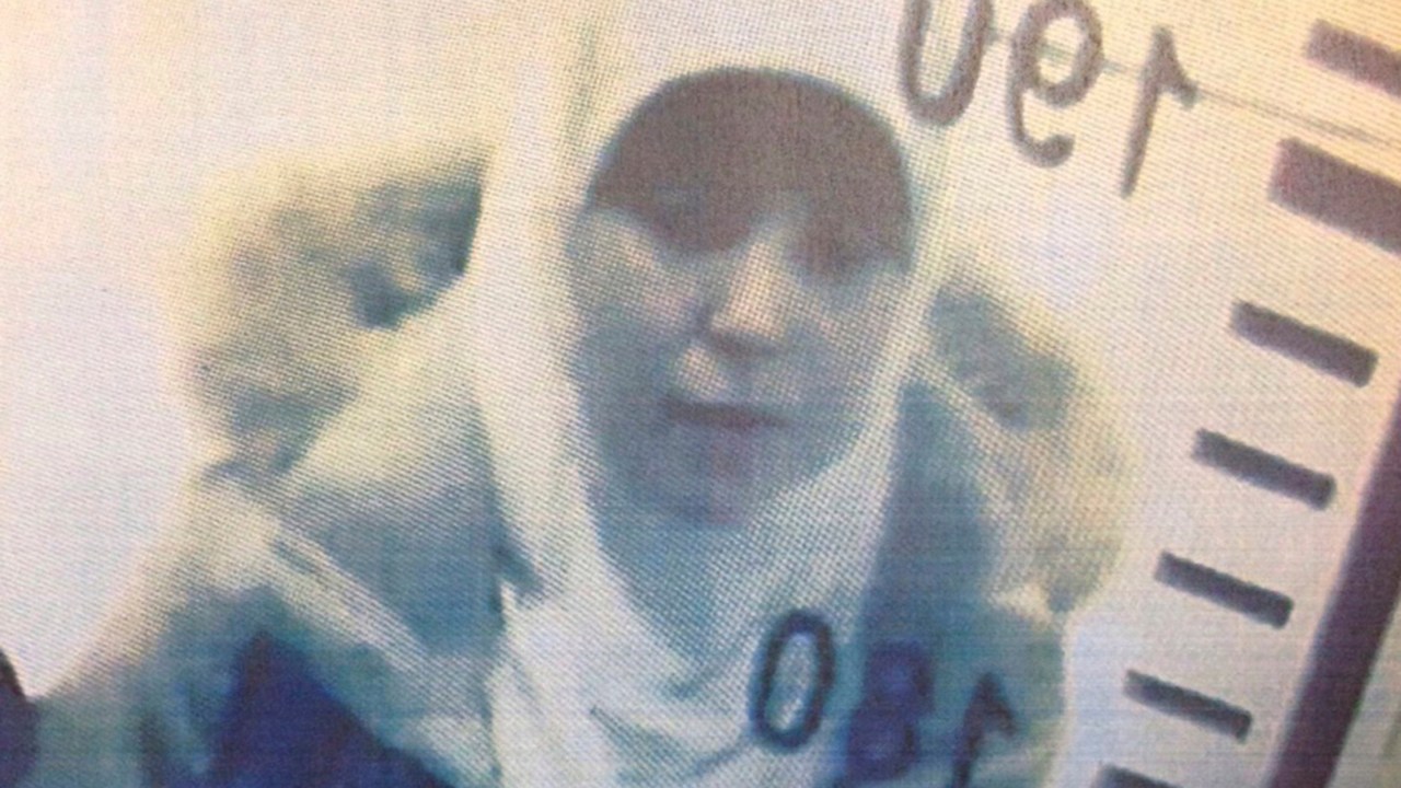 Câmera de segurança mostra mulher que seria Hayat Boumeddiene, suspeita de envolvimento no caso 'Charlie Hebdo', no aeroporto de Istambul, na Turquia