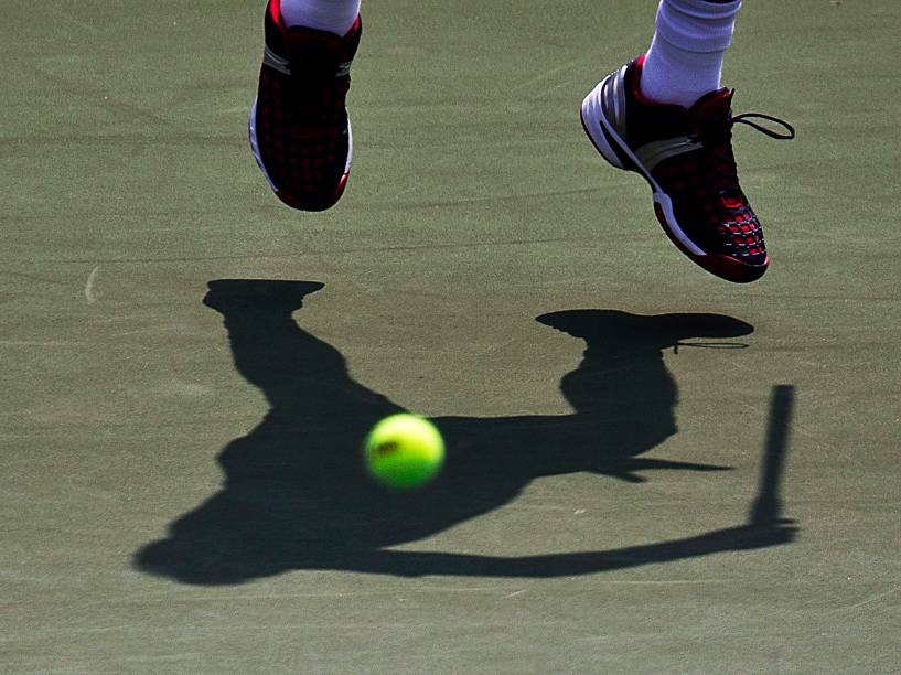 O suíço Stanislas Wawrinka durante partida contra o coreano Hyeon Chung no US Open tênis, nesta quinta-feira (03)