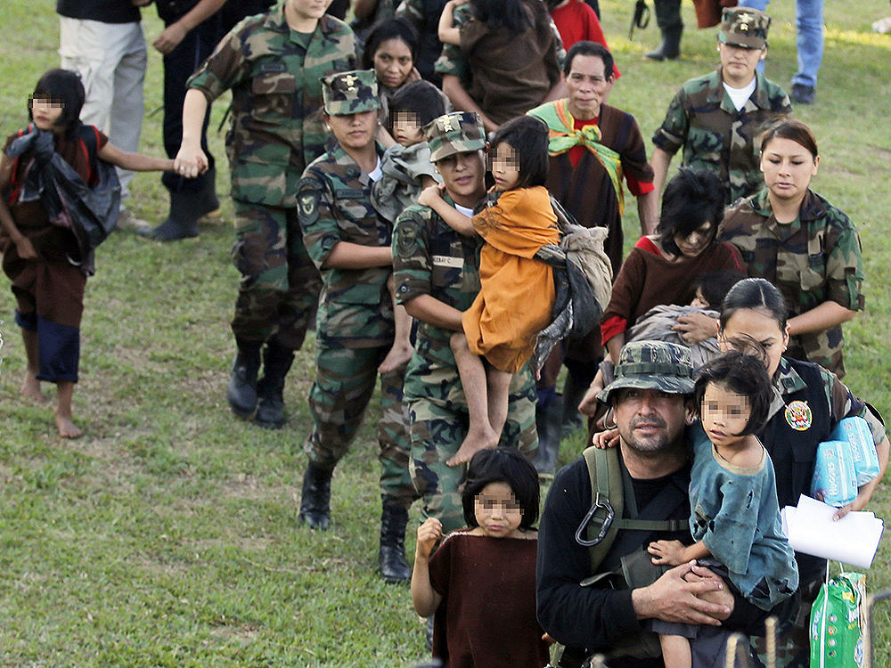 Reféns do Sendero Luminoso, organização terrorista, foram resgatados no Peru, entre eles 26 eram crianças