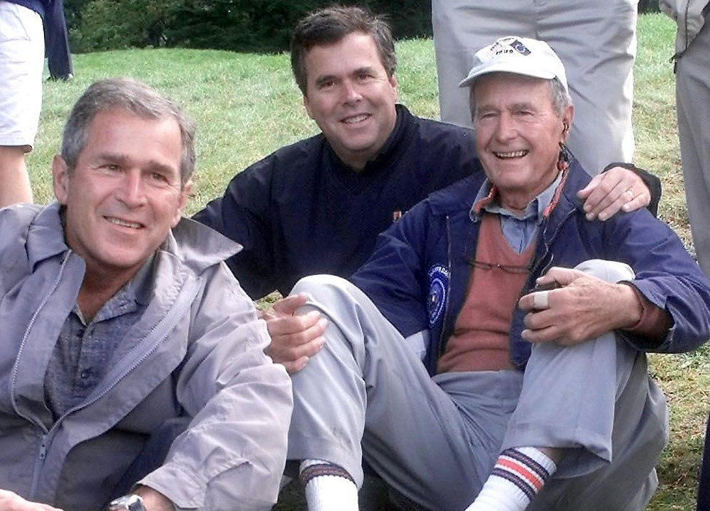 George W. e Jeb com o pai George Bush
