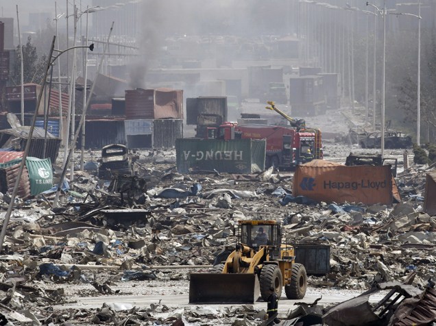 Local da explosão que deixou dezenas de mortos na cidade portuária de Tianjin, na China - 13/08/2015