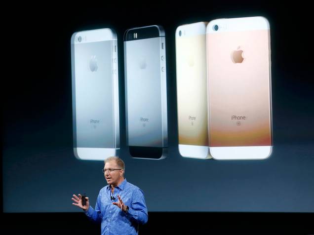 O iPhone SE terá quatro cores disponíveis: prata, preto, dourado e rosa.