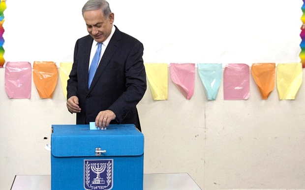 Netanyahu vota em Jerusalém e promete aliança com ultranacionalistas