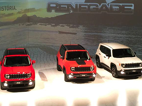 O Renegade sai da linha de produção de Goiana (PE) em três versões: Sport, Longitude e Trailhawk