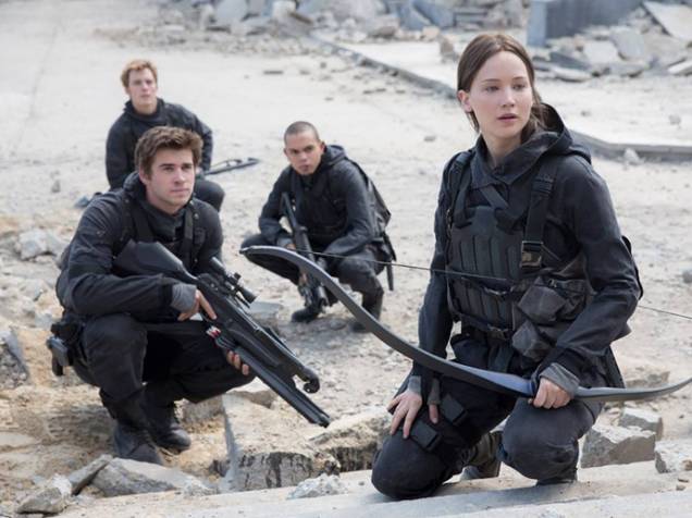 Jennifer Lawrence divulga primeira foto do filme Jogos Vorazes: A Esperança - O Final