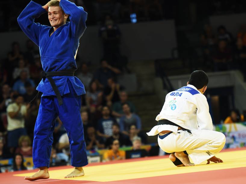 O judoca Felipe Kitadai, conquista a medalha de prata nos Jogos de Toronto