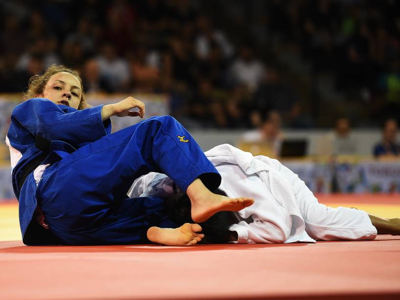 A judoca Nathalia Brigida, conquista a medalha de bronze nos Jogos de Toronto