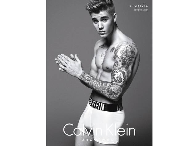 Justin Bieber em propaganda para a Calvin Klein