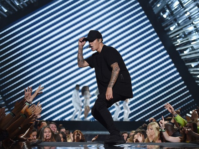 <p>Justin Bieber durante o Video Music Awards, da MTV, em Los Angeles, neste domingo (30)</p>