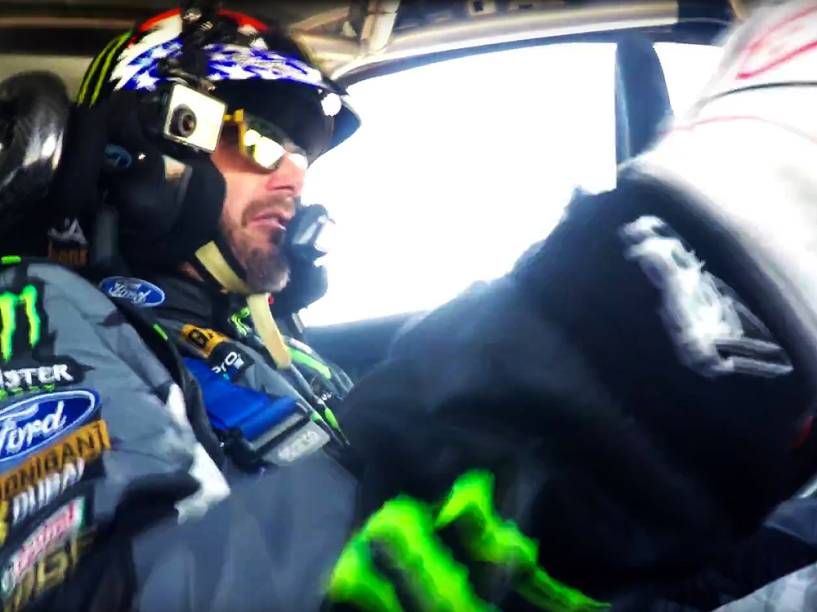 O piloto Ken Block em Dubai