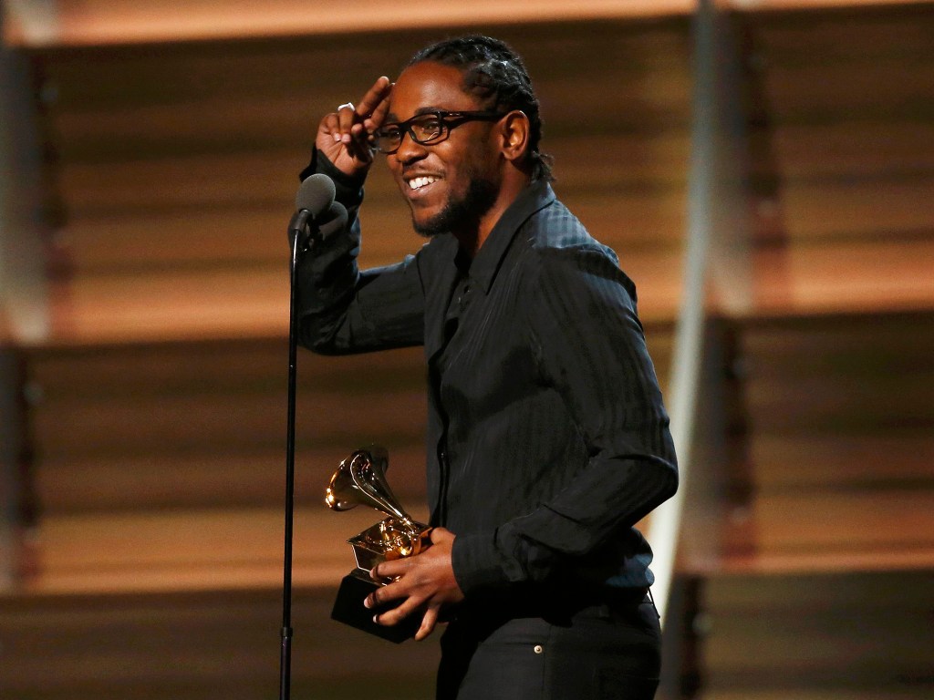 Kendrick Lamar durante a 58ª edição do Grammy, premiação que elege os melhores da música internacional, que acontece nesta segunda-feira (15)