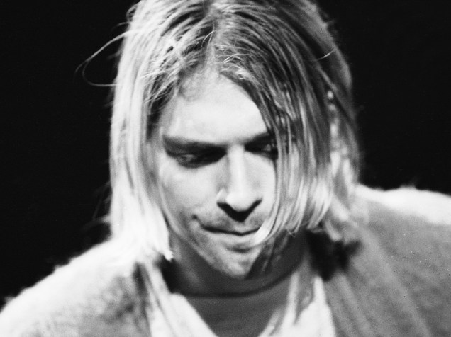 O cantor e guitarrista da banda americana Nirvana, Kurt Cobain, durante gravação do programa de televisão MTV Unplugged, em Nova York - 18/11/1993