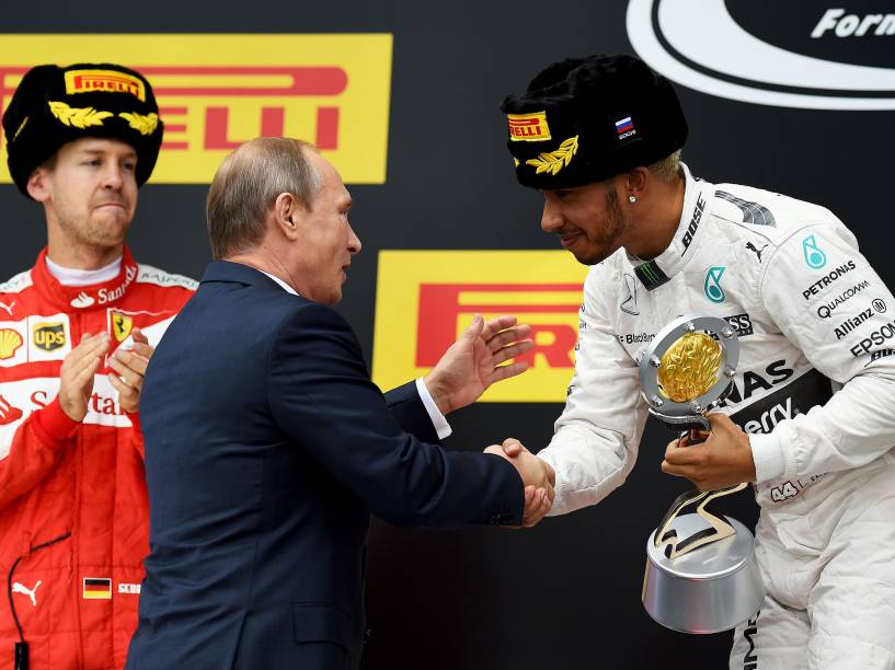 O piloto britânico Lewis Hamilton (Mercedes) ganhou neste domingo (11) o Grande Prémio da Rússia de Fórmula 1