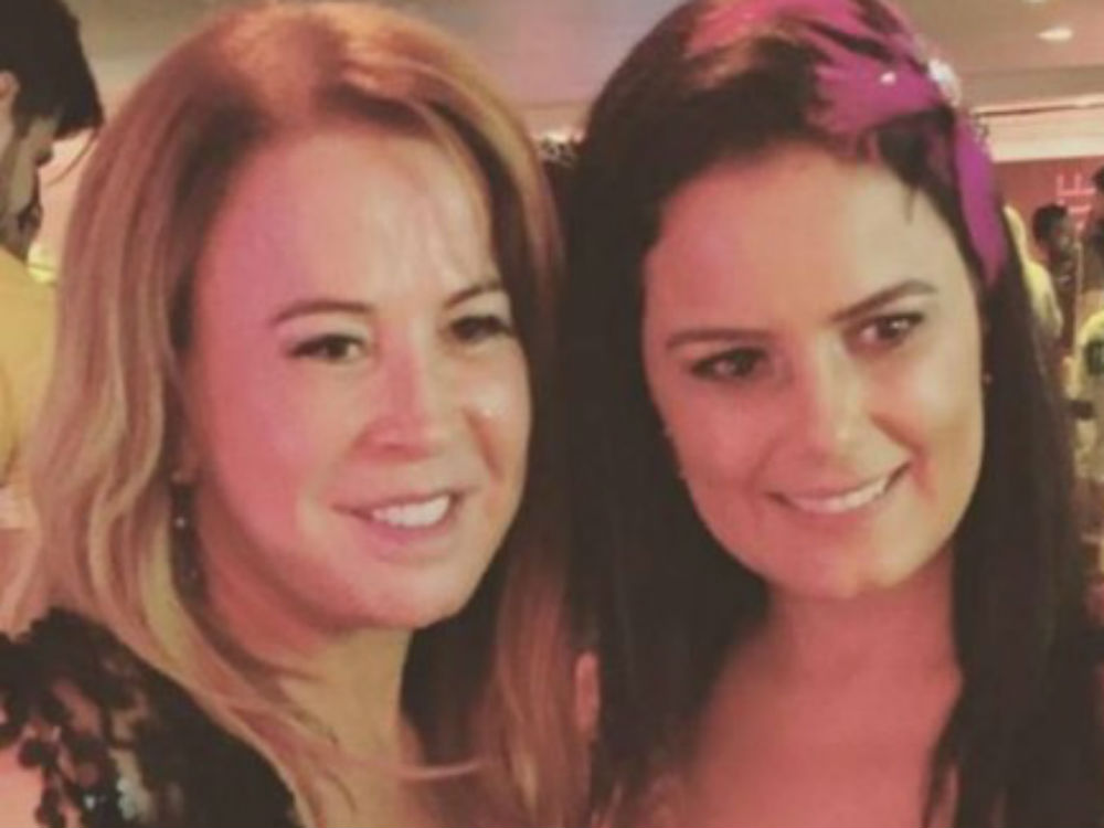Irmã de Zezé di Camargo faz homenagem a Zilú “Te amo, cunhada” VEJA Irmã de Zezé di Camargo faz homenagem a Zilú “Te amo, cunhada” VEJA