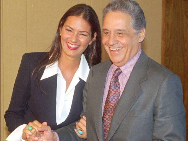 Luiza Brunet em foto com o então presidente Fernando Henrique Cardoso