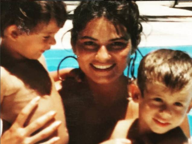 Luiza Brunet e os filhos, em foto antiga publicada por ela no Instagram