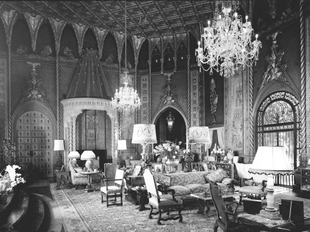 Interior da mansão Mar-a-lago, hoje comprada pelo bilionário Donald Trump (1967)