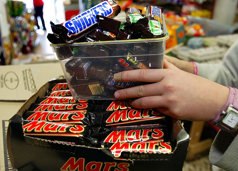 Mars faz recall de barras de chocolate em 55 países
