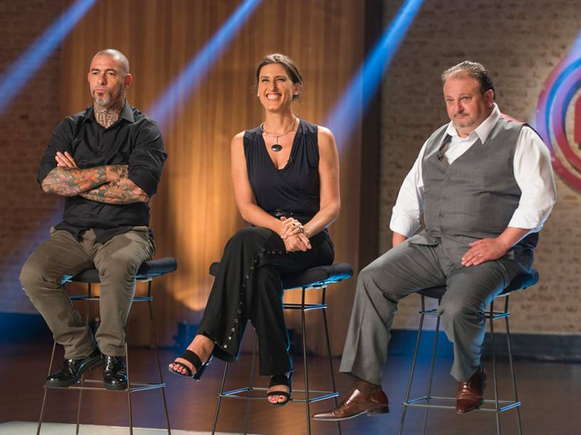 Chefs e jurados Henrique Fogaça, Paola Carosella e Erick Jacquin, do programa Masterchef Brasil