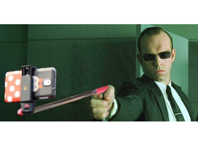 Tem pau de selfie na Matrix?