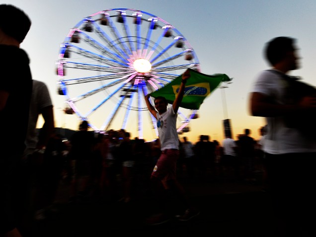 Movimentação do público na Cidade do Rock, para o primeiro dia de shows do Rock in Rio, que começa nesta sexta-feira (18)