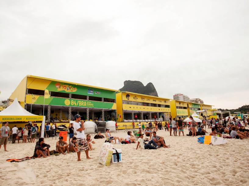 Estrutura montada para o evento Oi Rio Pro, a etapa brasileira do Circuito Mundial de Surfe na Barra da Tijuca