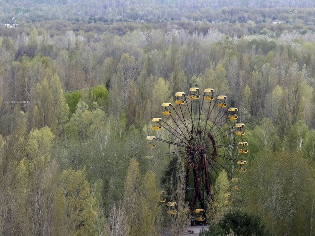 A usina de Chernobyl continuou em funcionamento, 14 anos após o desastre, sendo desativada definitivamente em 12 de dezembro de 2000, depois de várias negociações internacionais - 22/04/2016