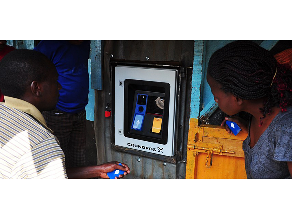 Dispensador de água desenvolvido pela empresa dinamarquesa Grundfos para ajudar no abastecimento na cidade de Nairóbi, no Quênia