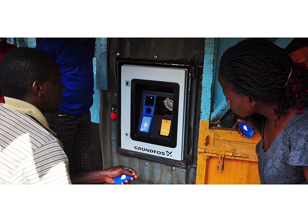 Dispensador de água desenvolvido pela empresa dinamarquesa Grundfos para ajudar no abastecimento na cidade de Nairóbi, no Quênia