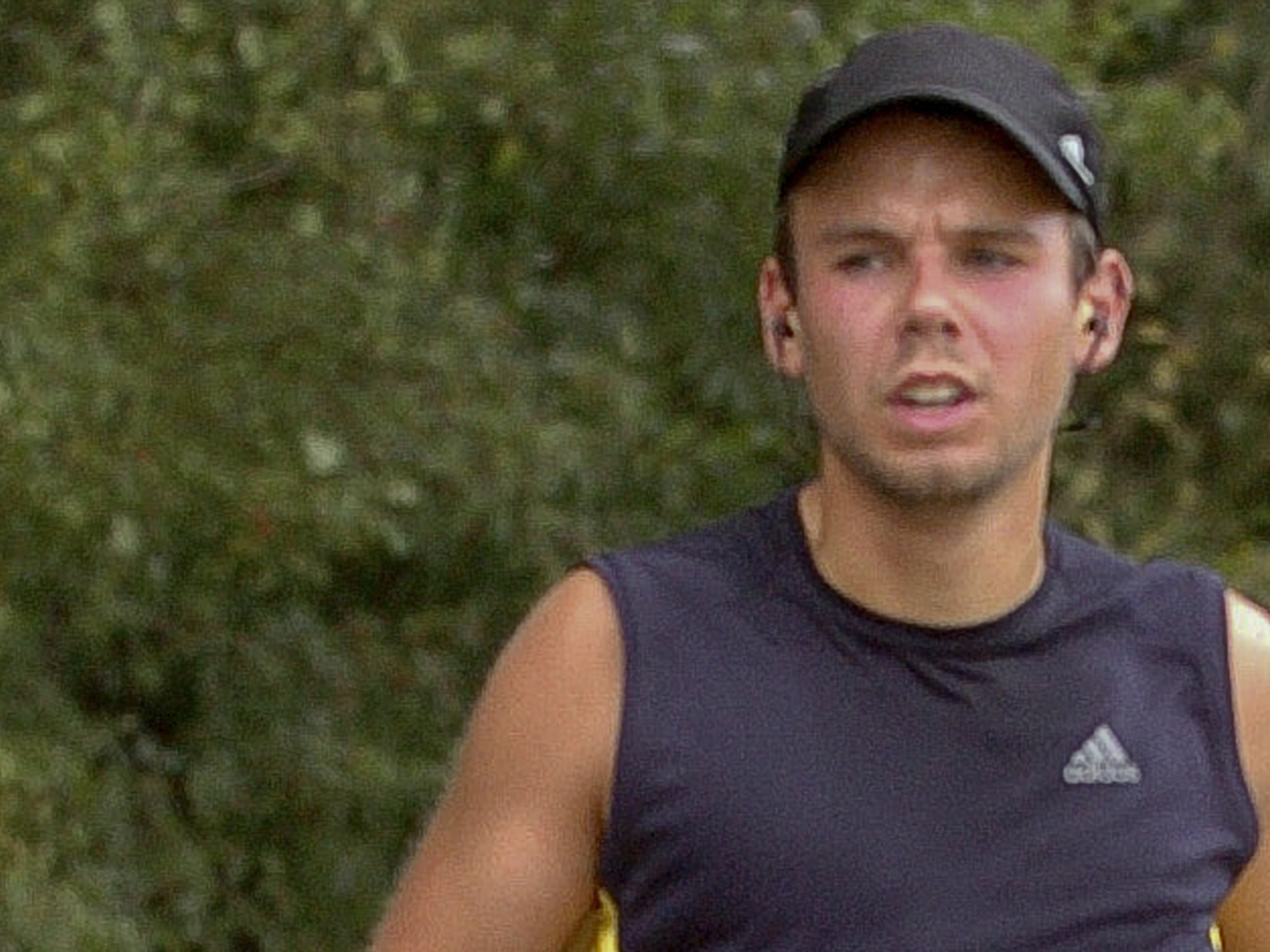 Andreas Lubitz fotografado em 2009 enquanto corria a meia maratona Airportrace em Hamburgo
