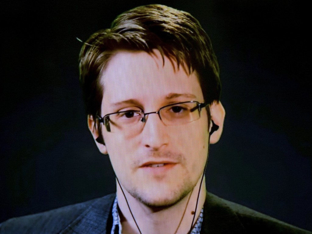 Edward Snowden durante uma videoconferência a partir de Moscou sobre o direito à privacidade com participantes em Manhattan, Nova York - 24/09/2015