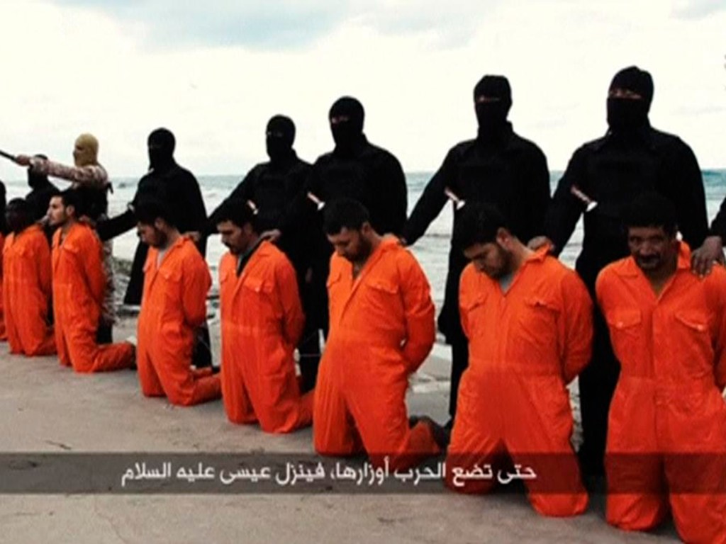 O grupo terrorista Estado Islâmico divulgou um vídeo para mostrar decapitação de 21 egípcios cristãos copta na Líbia em fevereiro de 2015