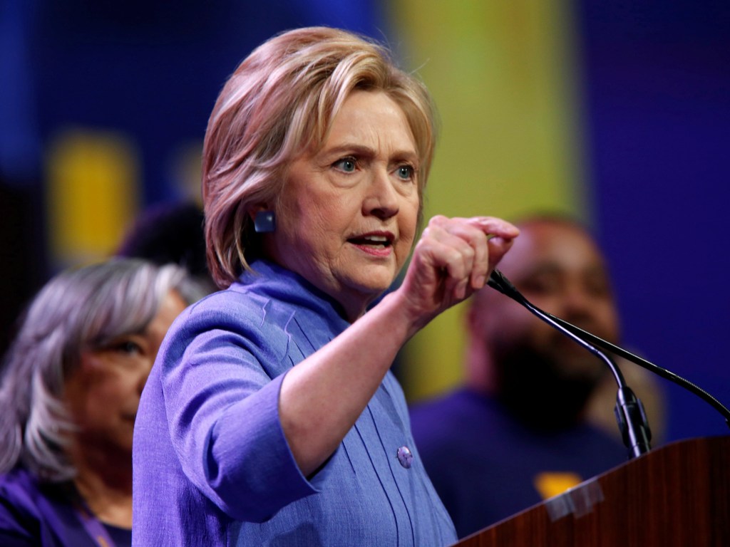 Hillary Clinton durante evento de campanha em Detroit