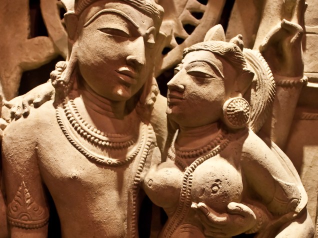 Detalhe de escultura no Conjunto de Templos de Khajuraho, estado de Madhya Pradesh, na Índia