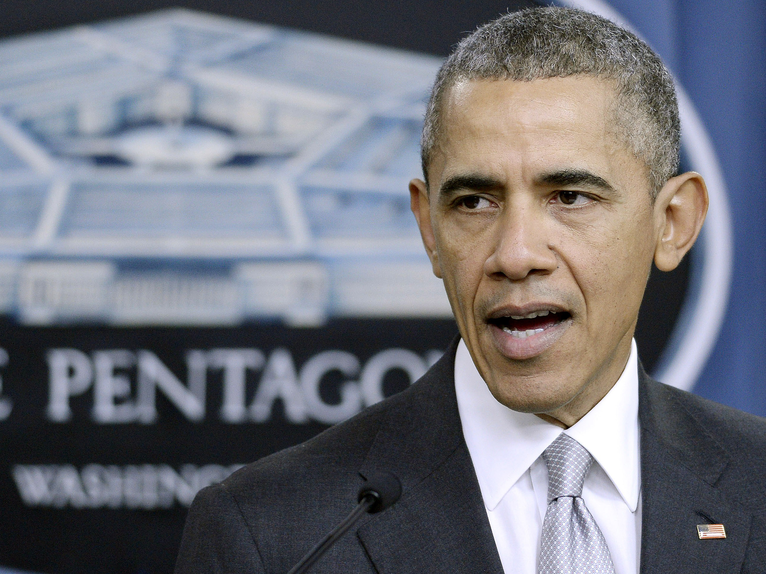 Presidente dos Estados Unidos, Barack Obama faz pronunciamento sobre a campanha contra o Estado Islâmico na sala de imprensa do Pentágono em Arlington, Virginia - 14/12/2015